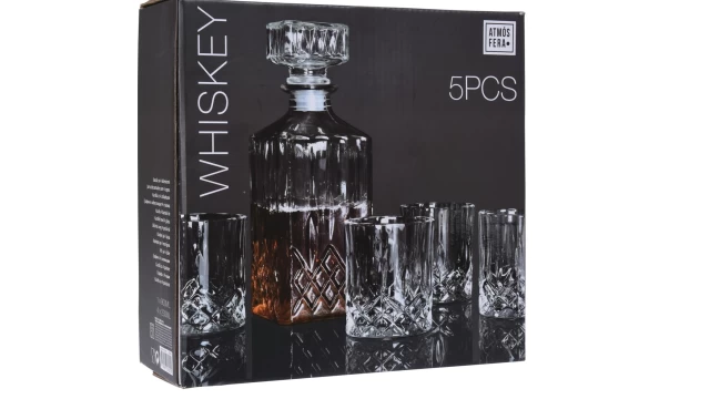 Whiskeyset fles 900ml met dop en 4 glazen